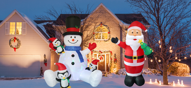 OUTDOOR INFLATABLE DECOR AT PARTY HOOT!